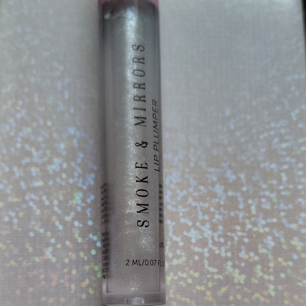 4/$12🌀🆕Smoke & Mirrors Shimmering Silver Lip Plumper